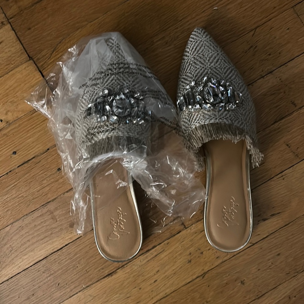 Women’s shoes